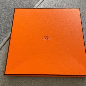COPY - Hermes scarf box.  Box only